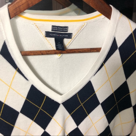 Tommy Hilfiger argyle sweater NWOT size Med - Picture 2 of 5